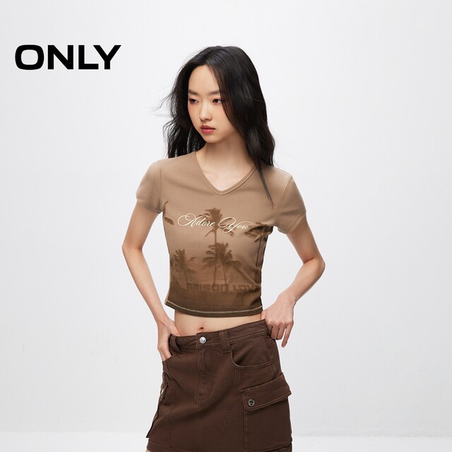ONLY Summer Fashion Retro Printed V-neck Slim Shoulder Short T-shirt for Women