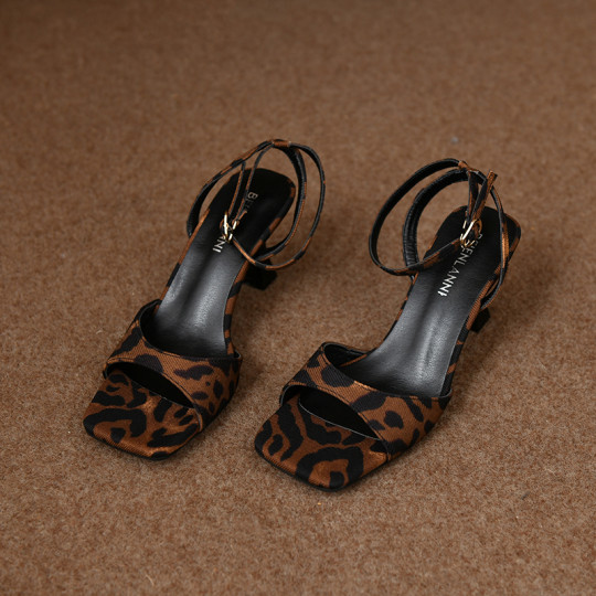 
French high-heeled temperament versatile back empty women's shoes 2025 summer new open toe one-word buckle strap square toe stiletto sandals for women
