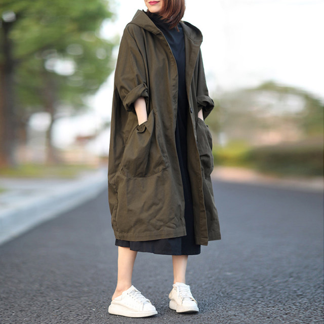 Large size women's clothing, spring and autumn new fashion and literary style hooded windbreaker, fat mm loose temperament, versatile mid-length jacket