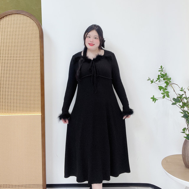 2025 new fat Yingying plus size women's sexy pure lust style black retro feather drape inner dress