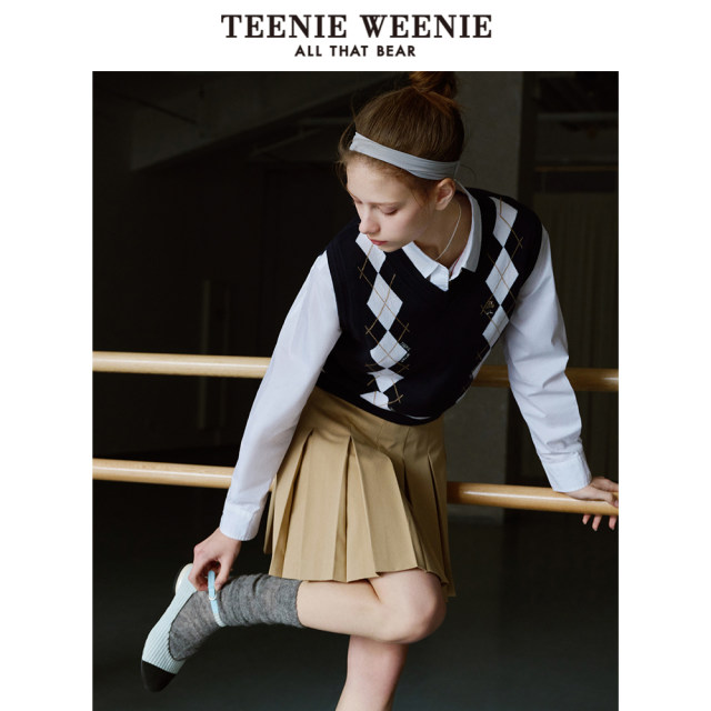 TeenieWeenie Bear Outlet Women's Spring Academy Style Diamond-Class V-neck Knitted Vest
