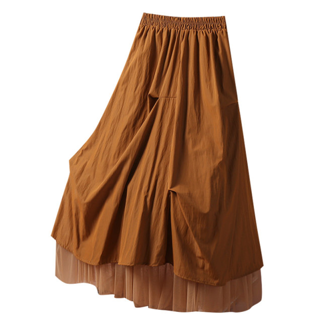 Caramel color design pleated puffy skirt for women spring 2025 new style spliced ​​mesh long skirt umbrella skirt