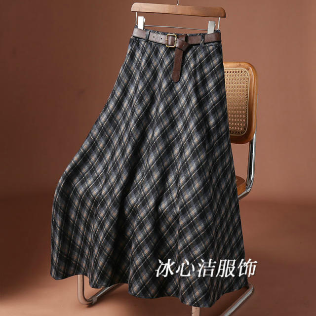 Retro pocket plaid skirt for women 2025 spring and autumn new small high-waisted slim skirt for women