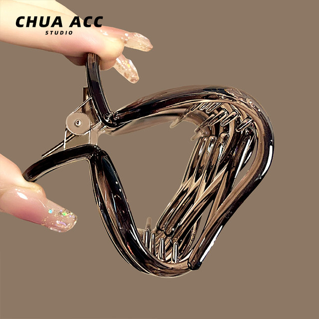 
A high-quality retro hair clipping pumpkin shark hair clip back of head clip high-value headgear