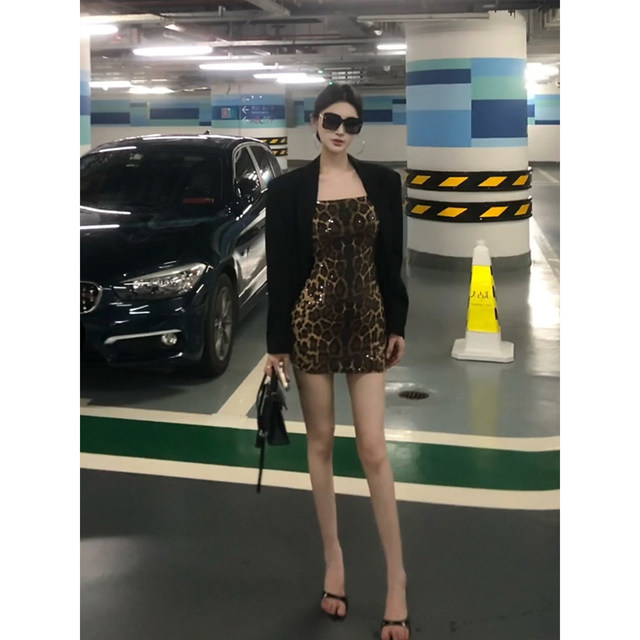 XZY slightly fat lady cool sequin leopard print hip skirt for women 25 years early autumn hot girl suit jacket two-piece set