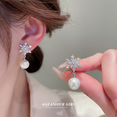 taobao agent Ear clips, advanced demi-season earrings for bride, no pierced ears, light luxury style, high-quality style