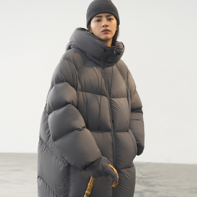 Customized Japanese nourishing nylon semicircle women's clothing [Sports] 2024 Winter thickened over -the -knee long down jacket female
