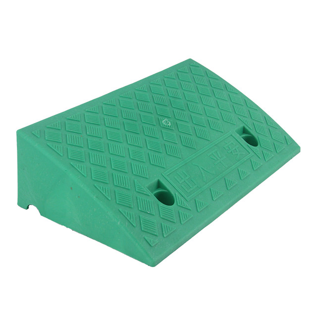 Step mat, slope mat, curb mat, car uphill climbing threshold mat, plastic roadside slope speed bumper triangular mat