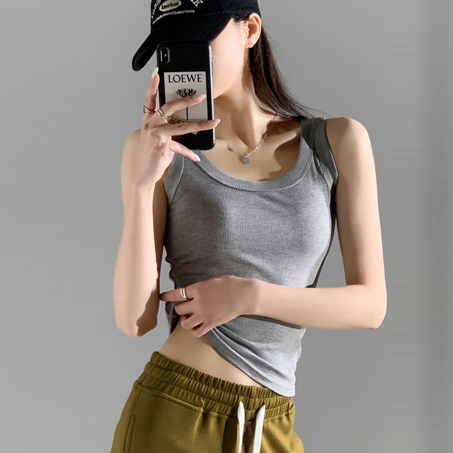 Wild threaded cotton semi -high -necked suspender vest ladies in Xiawai wearing a pair of breasts inside the coat and thin bottom shirt spring