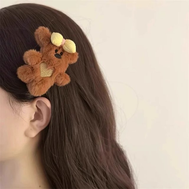 
Plush bear Korean style cute bow hairpin 2025 autumn and winter new style bangs broken hair duckbill clip bb clip headwear