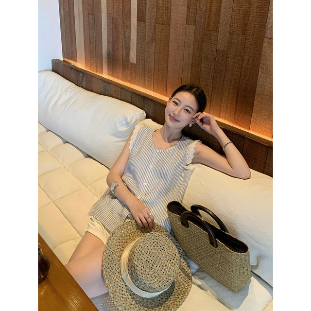 
pusumede French retro sleeveless shirt for women striped vest wearing lace lace shirt linen top