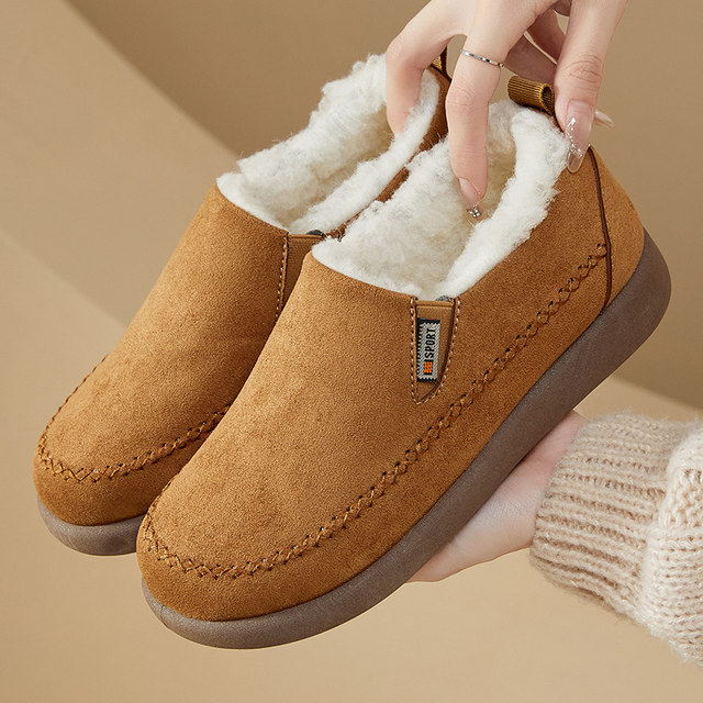 
Old Beijing cloth shoes, women's cotton shoes in winter, plus velvet to keep warm, middle-aged and elderly women's cotton boots, fashionable and versatile, winter mother's cotton shoes