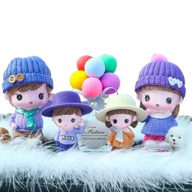 Car interior decorations, car decoration supplies, creative high-end male and female models on the center console, cute car decorations