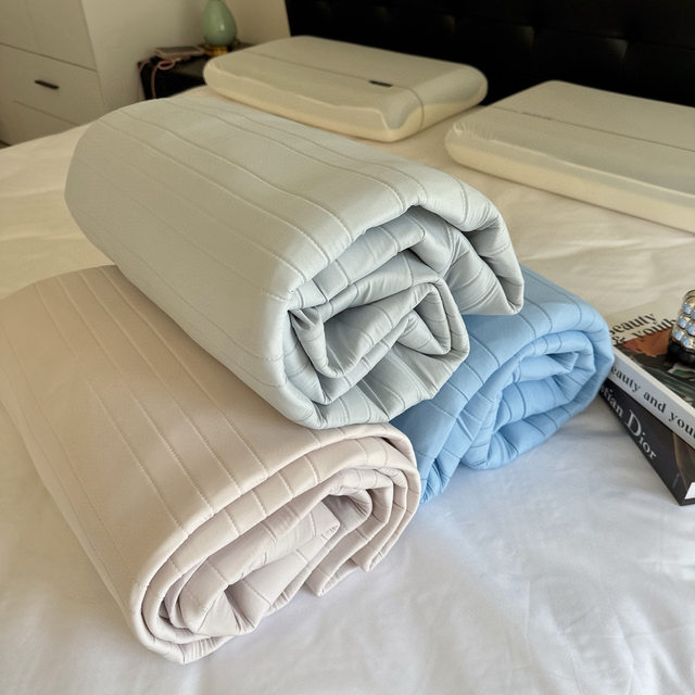 Ice silk cool mat summer cool mat mother and baby grade A-grade bed cover soft mat breathable summer sheet summer Yaduo same style