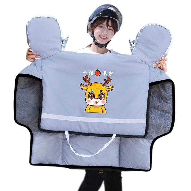 Electric car windshield is larger, thickened and velvet in winter. New battery motorcycle windshield cover knee protection and waterproof