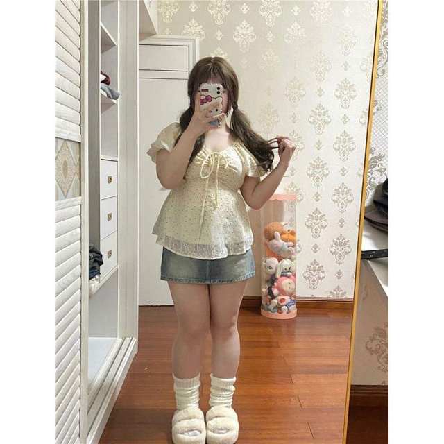 New new styles of slightly fat large size sweet age-reducing polka dot short-sleeved shirt for women in spring French bubble short style