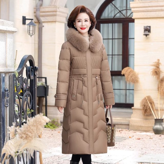 Duck duck middle -aged mother winter long down jacket 2023 new winter middle -aged and elderly female temperament jacket
