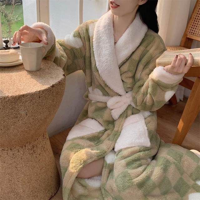 
Bathrobe for women winter coral velvet long nightgown warm flannel cute Japanese style 2024 new cute pajamas for women