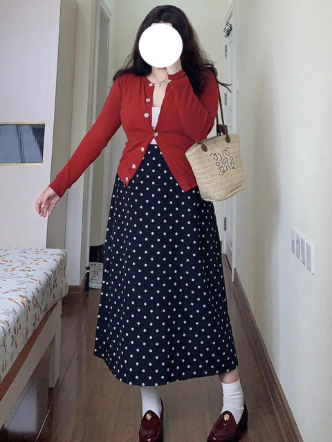 Retro black polka dot skirt for women in summer large size pear shape, slim high waist slit A-line suit long skirt