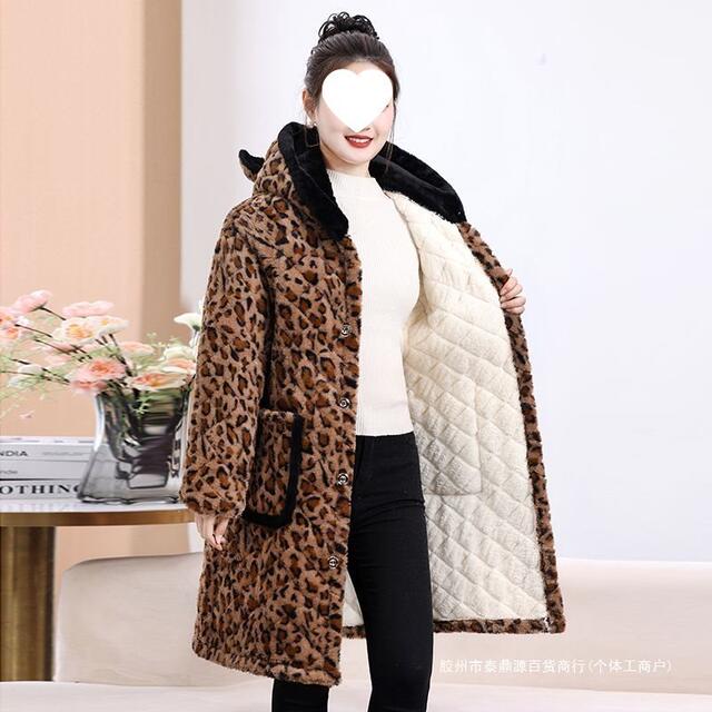 Middle -aged and elderly women's winter jacket Momsmate Mother Put a cotton jacket to keep warm and velvet thickened hooded printed cotton jacket anti -pollution
