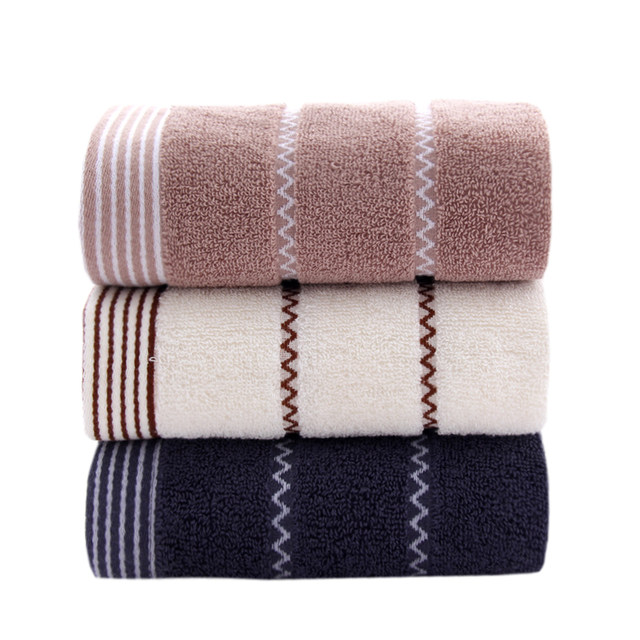 Pure cotton towel roll face cleansing and thickening water absorption for home use adult men and women taking a bath to wipe their faces without losing hair. Wholesale of facial towels