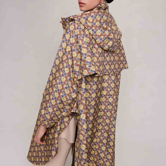 Maje Outlets Spring and Summer Women's Fashion Loose Print Hooded Trench Coat Top MFPOU01140