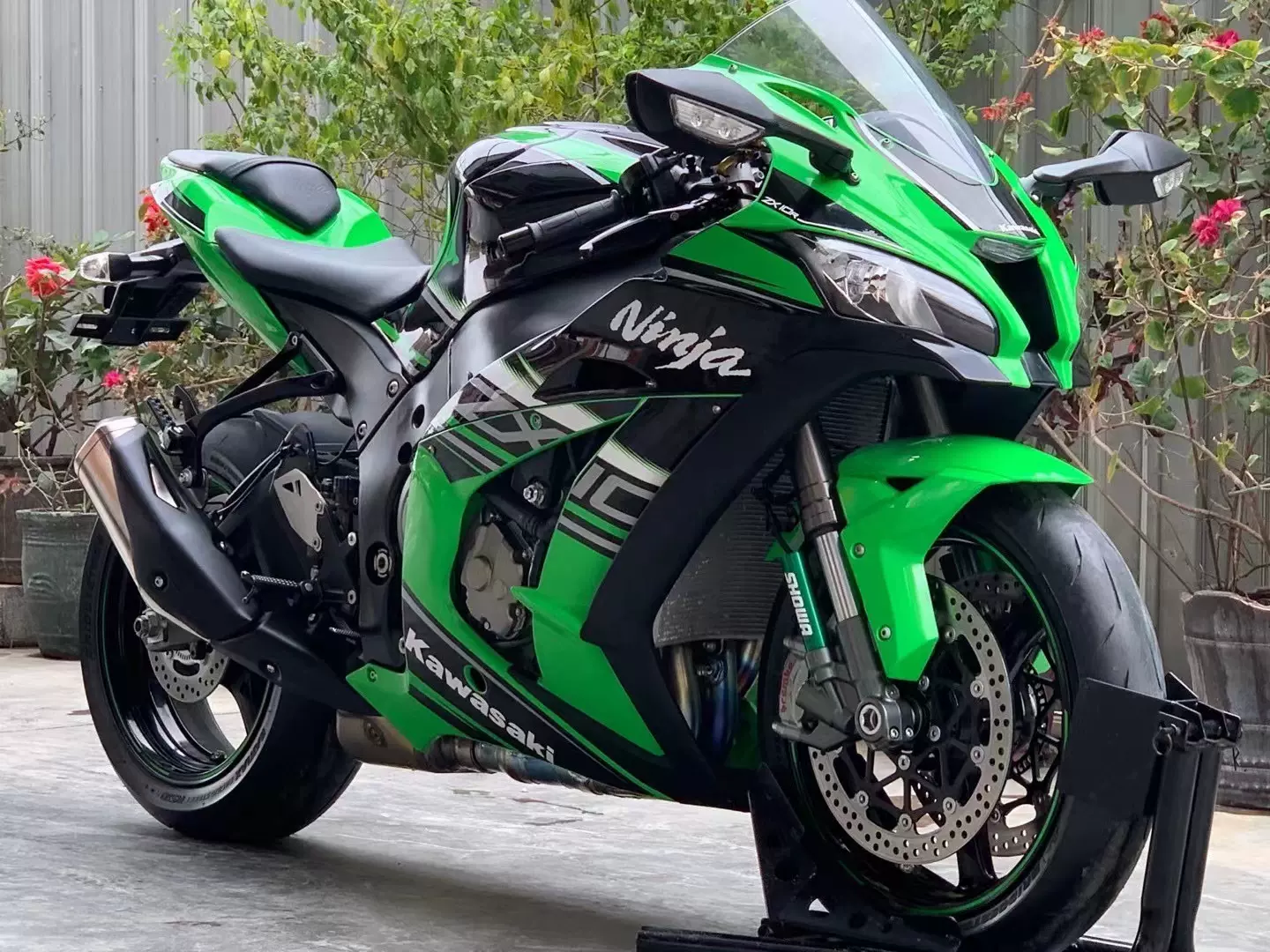 进口二手川崎zx 10r大牛重机车h2跑车四缸大蟒蛇街 进口二手川崎zx 10r大牛重机车h2跑车四缸大蟒蛇街