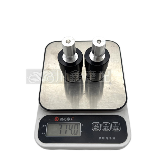 Modified weighted stainless steel balance terminal handle plug motorcycle hollow handle plug