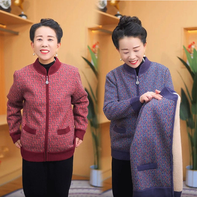 Middle-aged and elderly women's cotton-padded jackets for 60-year-old ladies thickened autumn and winter all-in-one velvet thermal tops grandma cardigan jackets