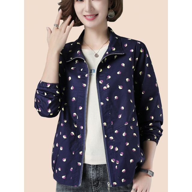 Middle-aged and elderly women's fashionable small coat spring and autumn new large-size jacket top mother pure cotton casual short jacket
