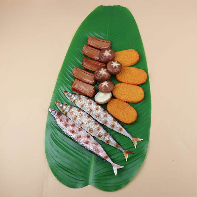 Simulated banana leaf barbecue fruit bottom placing decoration leaves sushi restaurant decoration banana leaf decoration