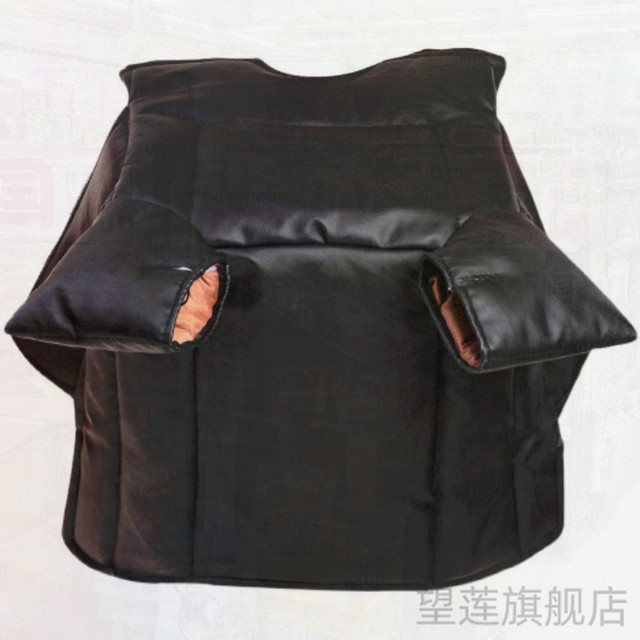 Winter warm electric vehicle thickened PU leather windproof windshield is enlarged waterproof windshield to keep warm in winter and keep out the cold