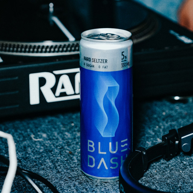 Blue Dash Master Bruce Drink 0 Sugar 0 Sugar low -degree low -degree bubble wine 3 flavors 24 can combination
