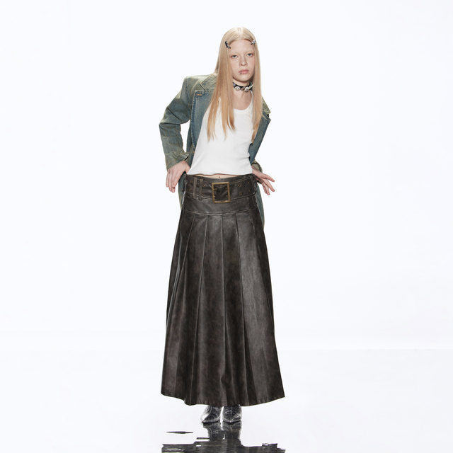Escape Chigang West original retro temperament washing, old medium and long low waist, thin, thin A -line pleated skirt