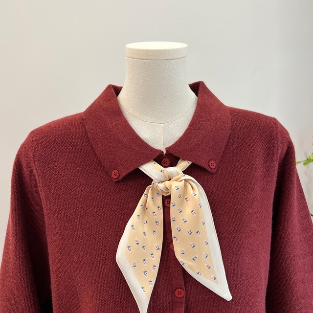 Fashionable mother autumn knitted cardigan middle-aged women's clothing 2025 new style middle-aged and elderly spring and autumn lapel long-sleeved jacket