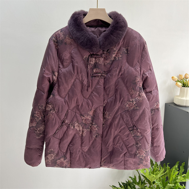 Elderly down jacket female grandma dressing winter costume 90 velvet warm top mother Tang clothes jacket elder wife clothes
