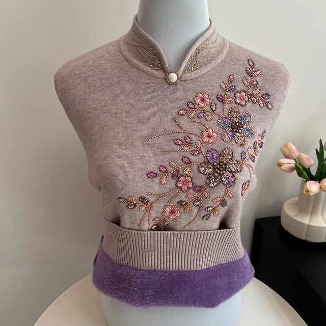 Mother's winter velvet sweater, new style bottoming shirt, middle-aged and elderly women's all-in-one velvet thickened knitted top