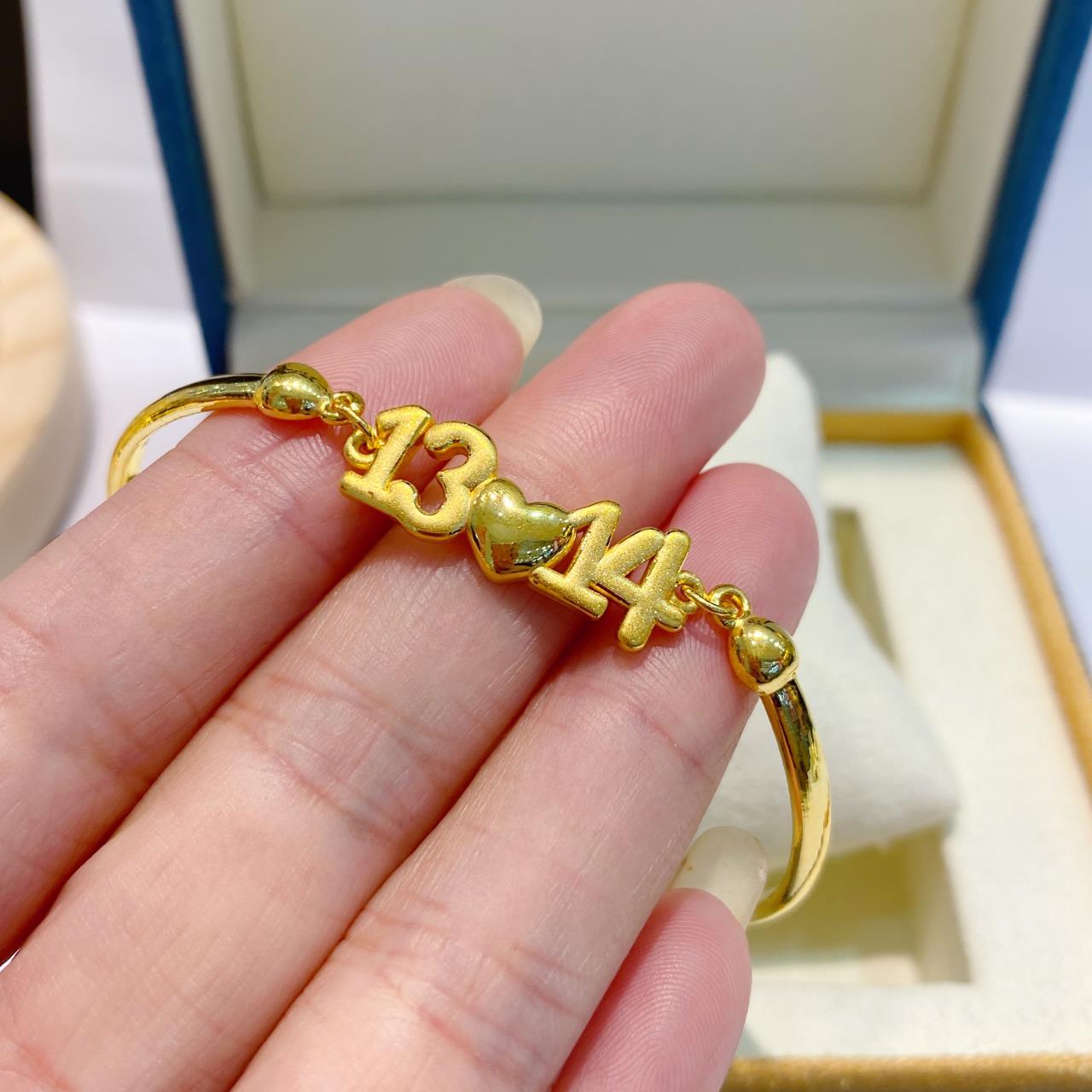 1314黄金手镯24k金520手链足金999送女朋友高档七夕情人节礼物