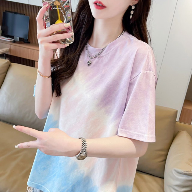 
Large size women's short-sleeved T-shirt for women in summer 2025 new Korean version loose small rainbow striped versatile top