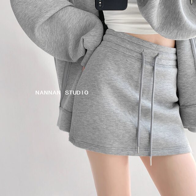 American college sports style gray hip-covered short skirt for women 2025 new summer high-waisted lace-up A-line skirt trendy