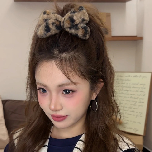 Leopard print knitted bow ball hair clip women's back high ponytail grab clip wool hair fixed headdress