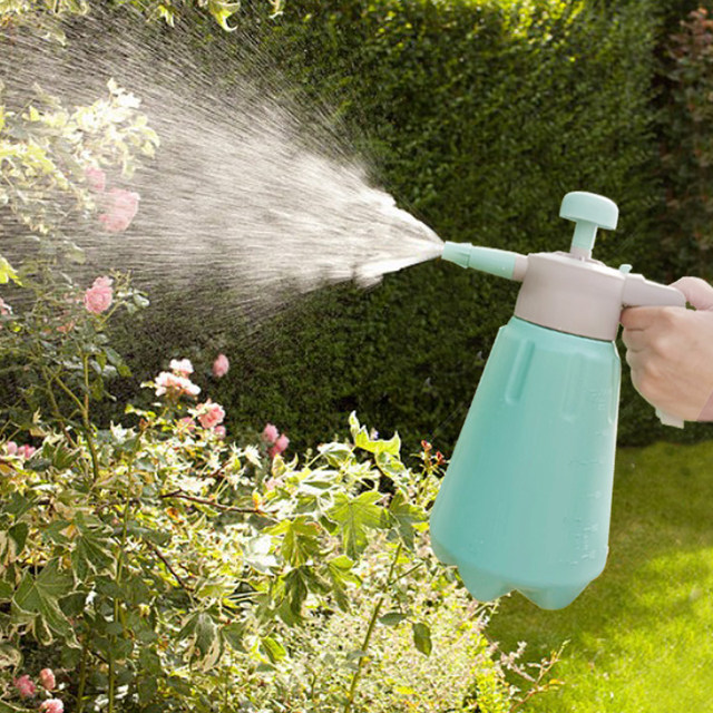 
Gardening spray kettle sprinkler kettle household disinfection sprayer small spray kettle watering flowers watering agricultural equipment