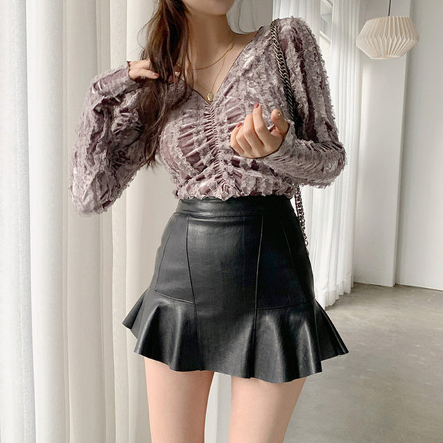 Black hip skirt skirt Spring and summer women's 2024 new high -waisted fishtail skirt one -step skirt super short sexy
