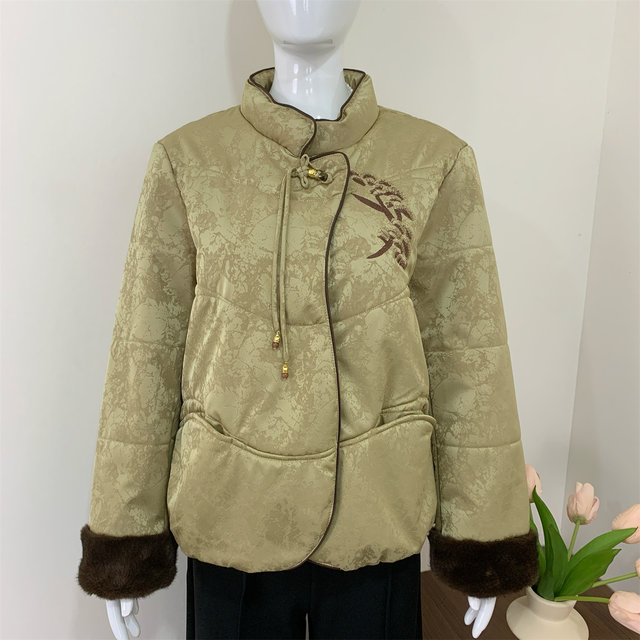 Mom's winter down jacket 2025 new middle-aged and elderly women's clothing autumn and winter cotton coat jacket animal year red cotton jacket