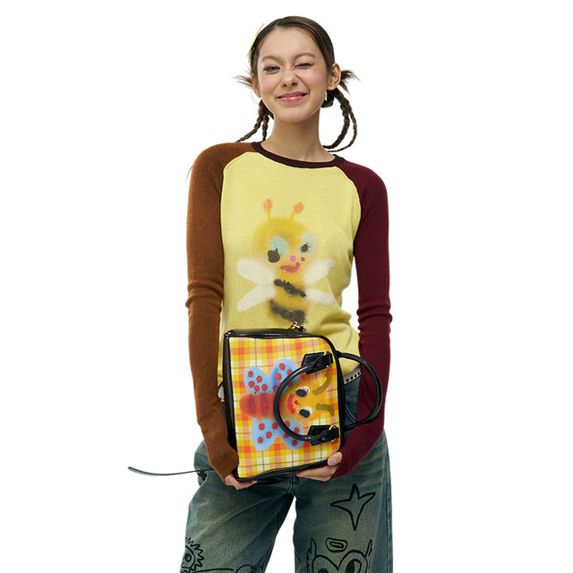 iScreamColour Mof artist yellow bee -bee -duty -cuff knitted jacket slim bottoming shirt
