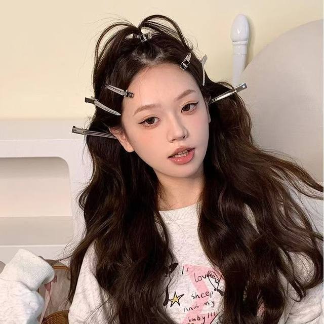 Make-up artist styling clip for fluffy hair roots, high-head hairpin, seamless hairpin, bangs and duckbill positioning