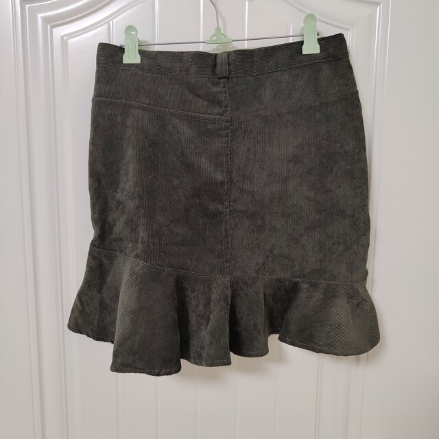 Core velvet lotus edge fishtail skirt Pocket skirt Female autumn and winter high -waisted retro school wind defense light A -line skirt
