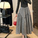 Retro red skirt, large size fat mm unique beautiful skirt, fluffy skirt, droopy, large plaid long skirt, a line plaid skirt