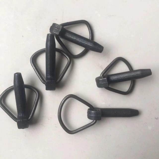 Tractor suspension buckle pin safety insurance pin spring lock pin round pin round pin