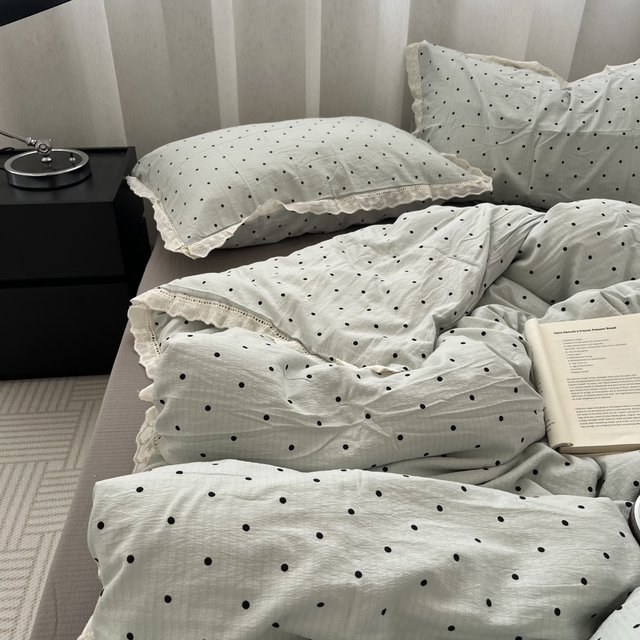 Girls ins small fresh polka dot blue washed cotton bed sheets four-piece set lace cotton quilt cover pure cotton three-piece set 1.5